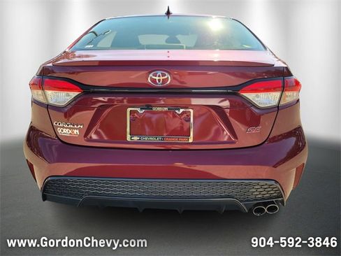 Used 2022 Toyota Corolla SE image 4