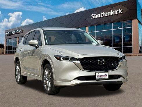 Used 2024 MAZDA CX-5 AWD 2.5 S w/ Premium Package image 3