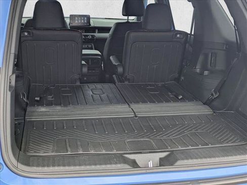 Used 2025 Honda Pilot TrailSport image 6