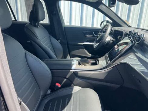 Used 2026 Mercedes-Benz GLC 300 image 20