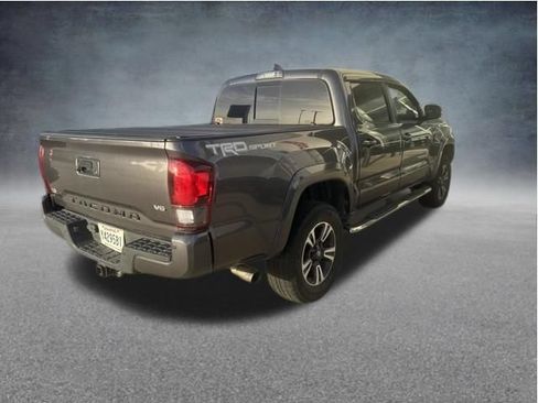 Used 2019 Toyota Tacoma TRD Sport w/ Technology Package RWD image 14
