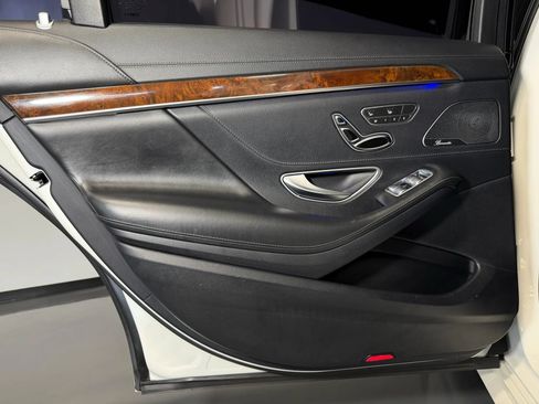 Used 2014 Mercedes-Benz S 550 Sedan image 46