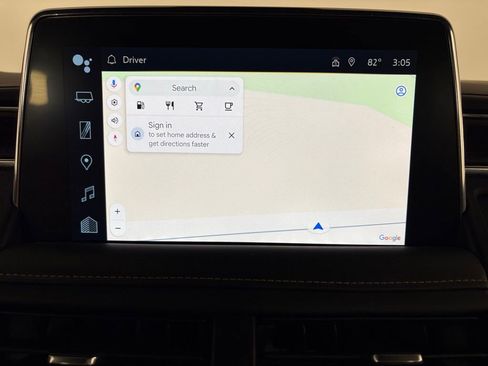 Used 2023 Chevrolet Suburban Premier RWD image 28