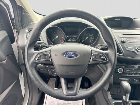 Used 2017 Ford Escape SE FWD image 23