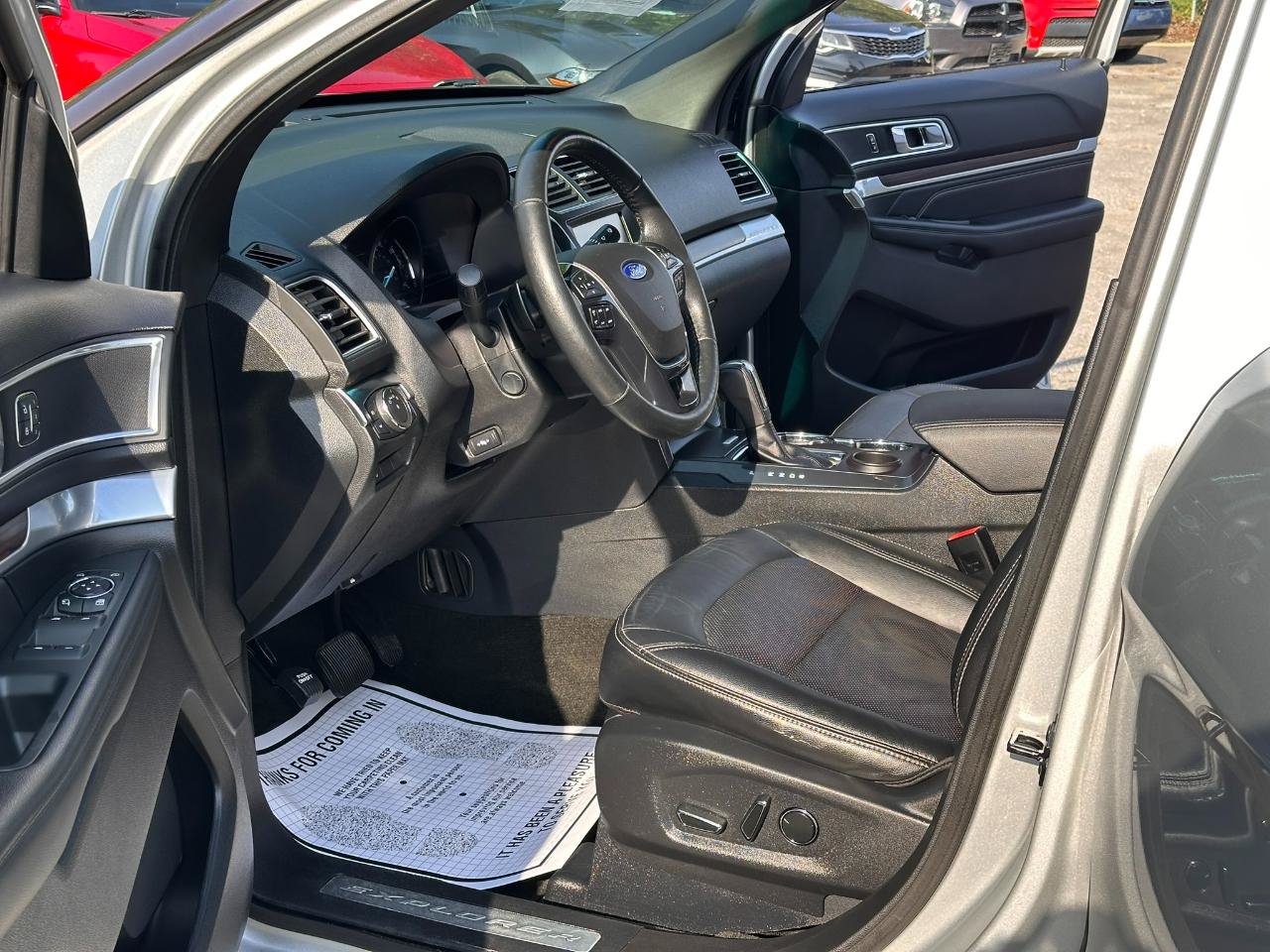 Used 2016 Ford Explorer Limited FWD image 12