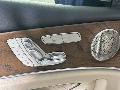 Used 2021 Mercedes-Benz E 350 4MATIC Sedan image 25
