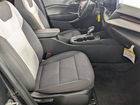 Certified 2024 Chevrolet Trax RS image 29