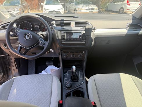 Used 2020 Volkswagen Tiguan S AWD/4WD image 19