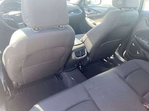 Used 2023 Chevrolet Malibu LT image 13