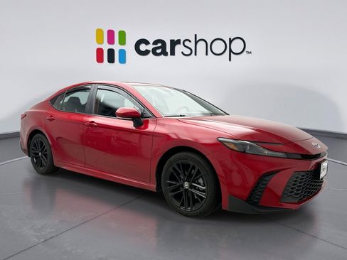 Used 2025 Toyota Camry SE w/ Convenience Package FWD image 7