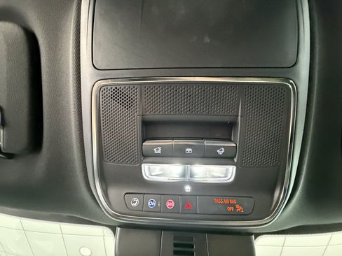 Used 2025 Chevrolet Traverse High Country w/ LPO, Floor Liner Package AWD/4WD image 16