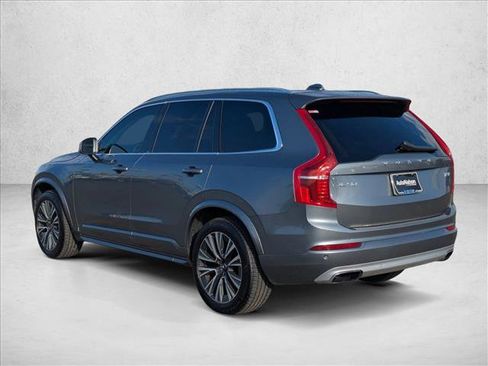 Used 2020 Volvo XC90 T5 Momentum image 8