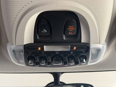 Used 2019 MINI Cooper 2-Door Hardtop FWD image 33