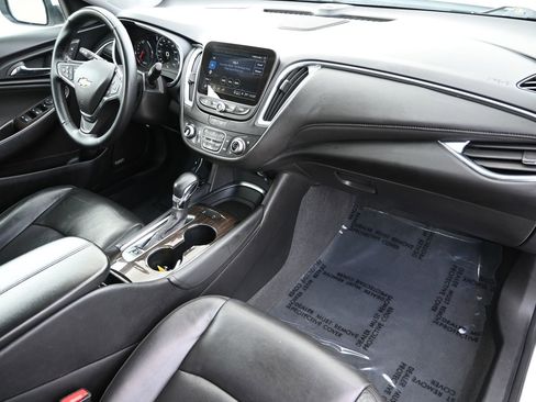 Used 2024 Chevrolet Malibu LT FWD image 29