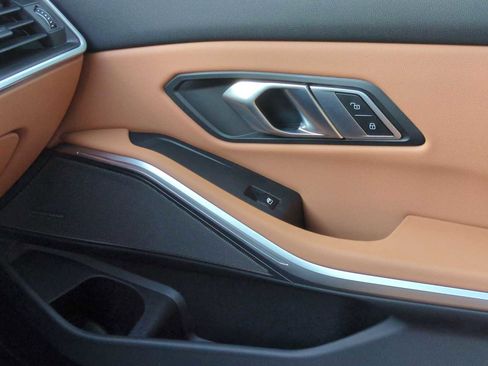 Certified 2023 BMW 330i xDrive Sedan w/ Premium Package image 37