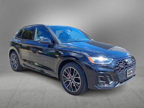 Used 2023 Audi SQ5 Premium Plus w/ Premium Plus Package AWD/4WD image 2