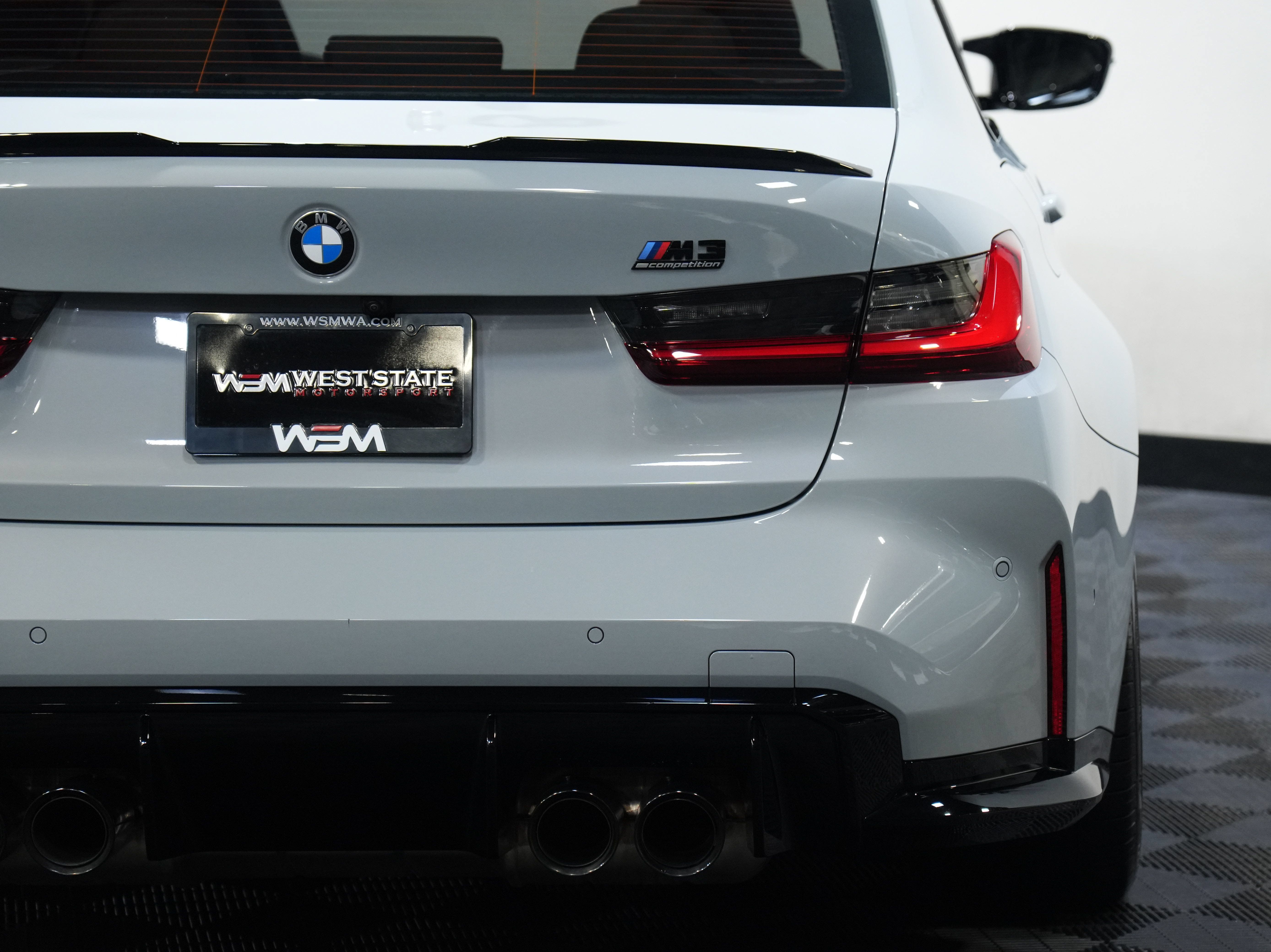 Used 2024 BMW M3 Competition w/ Executive Package AWD/4WD image 17