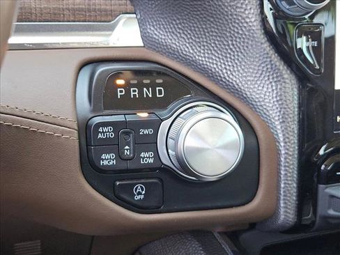 Used 2023 RAM 1500 Limited AWD/4WD image 17