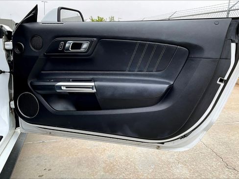 Used 2022 Ford Mustang Premium image 46