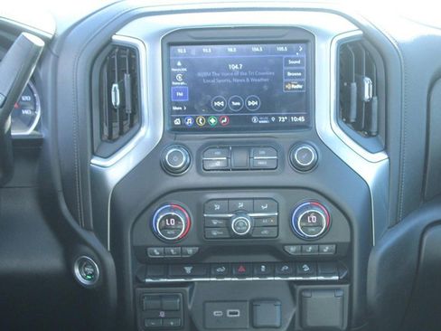 Used 2021 Chevrolet Silverado 3500 LTZ image 15