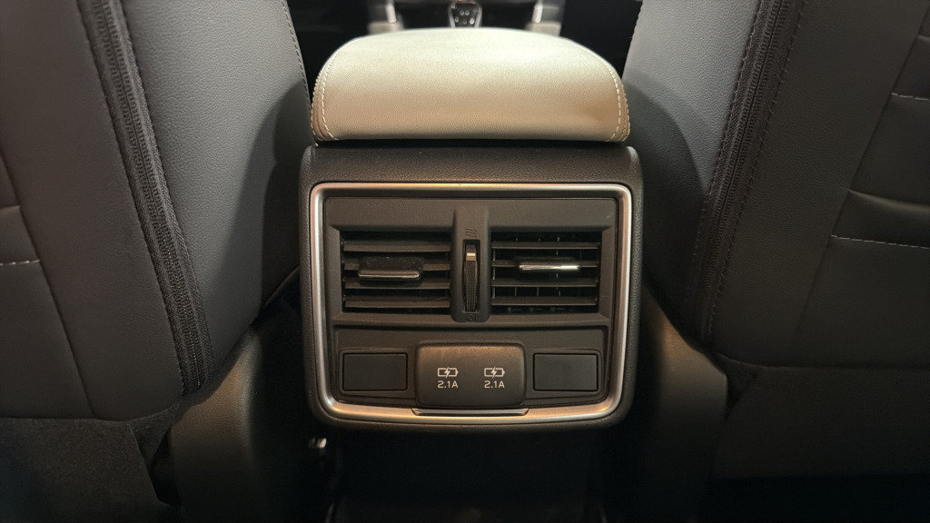 Used 2020 Subaru Forester Limited AWD/4WD image 38