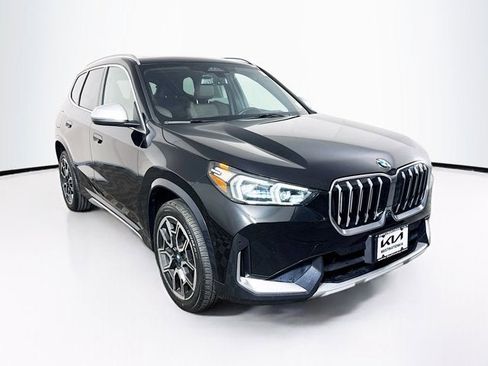 Used 2023 BMW X1 xDrive28i w/ Premium Package AWD/4WD image 3