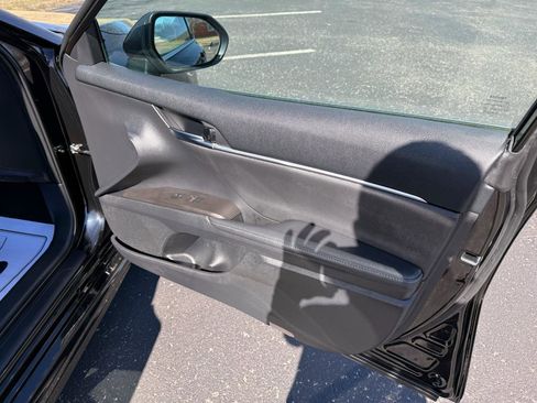 Used 2021 Toyota Camry XSE image 24