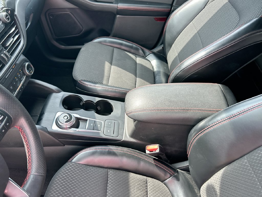 Used 2024 Ford Escape ST-Line FWD image 28