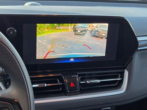 Used 2025 Chevrolet TrailBlazer LT image 23