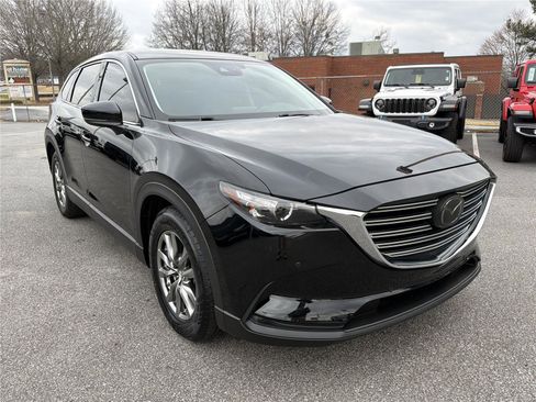 Used 2018 MAZDA CX-9 Touring w/ Touring Premium Package image 4