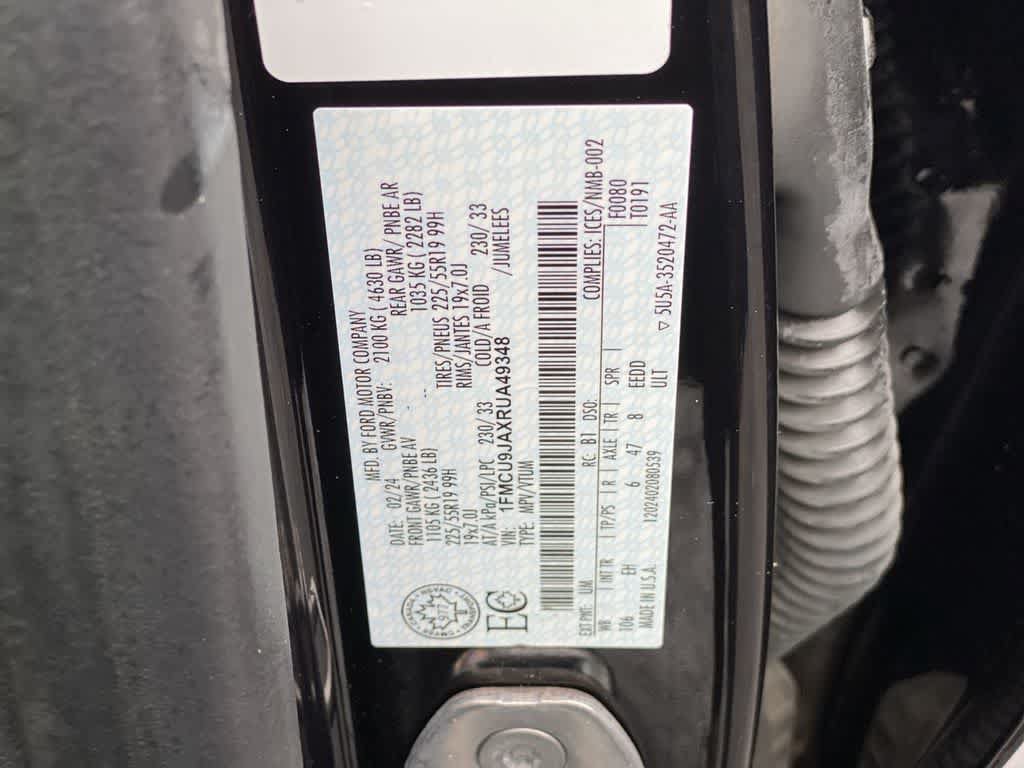 Used 2024 Ford Escape Platinum AWD/4WD image 29