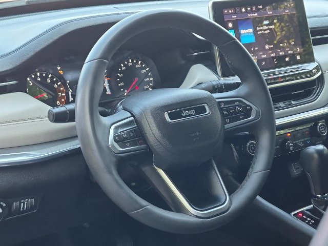 Used 2024 Jeep Compass Limited AWD/4WD image 31