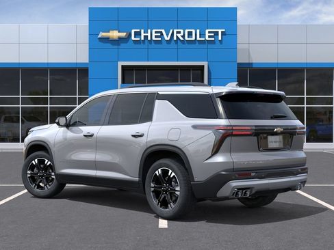 New 2027 Chevrolet Traverse LT w/ Sun and Wheel Package AWD/4WD image 3
