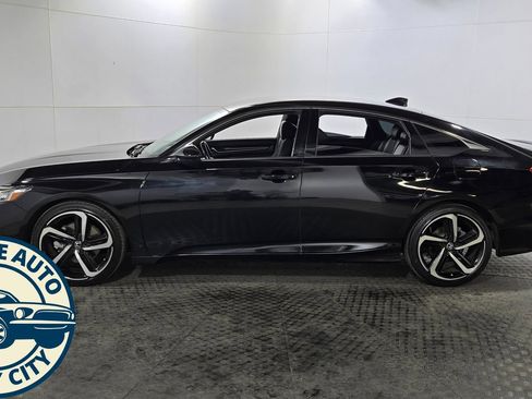Used 2021 Honda Accord Sport image 4