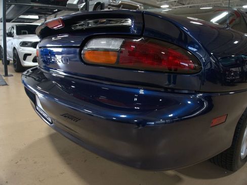 Used 2001 Chevrolet Camaro LT w/ Preferred Equipment Group 1 image 19