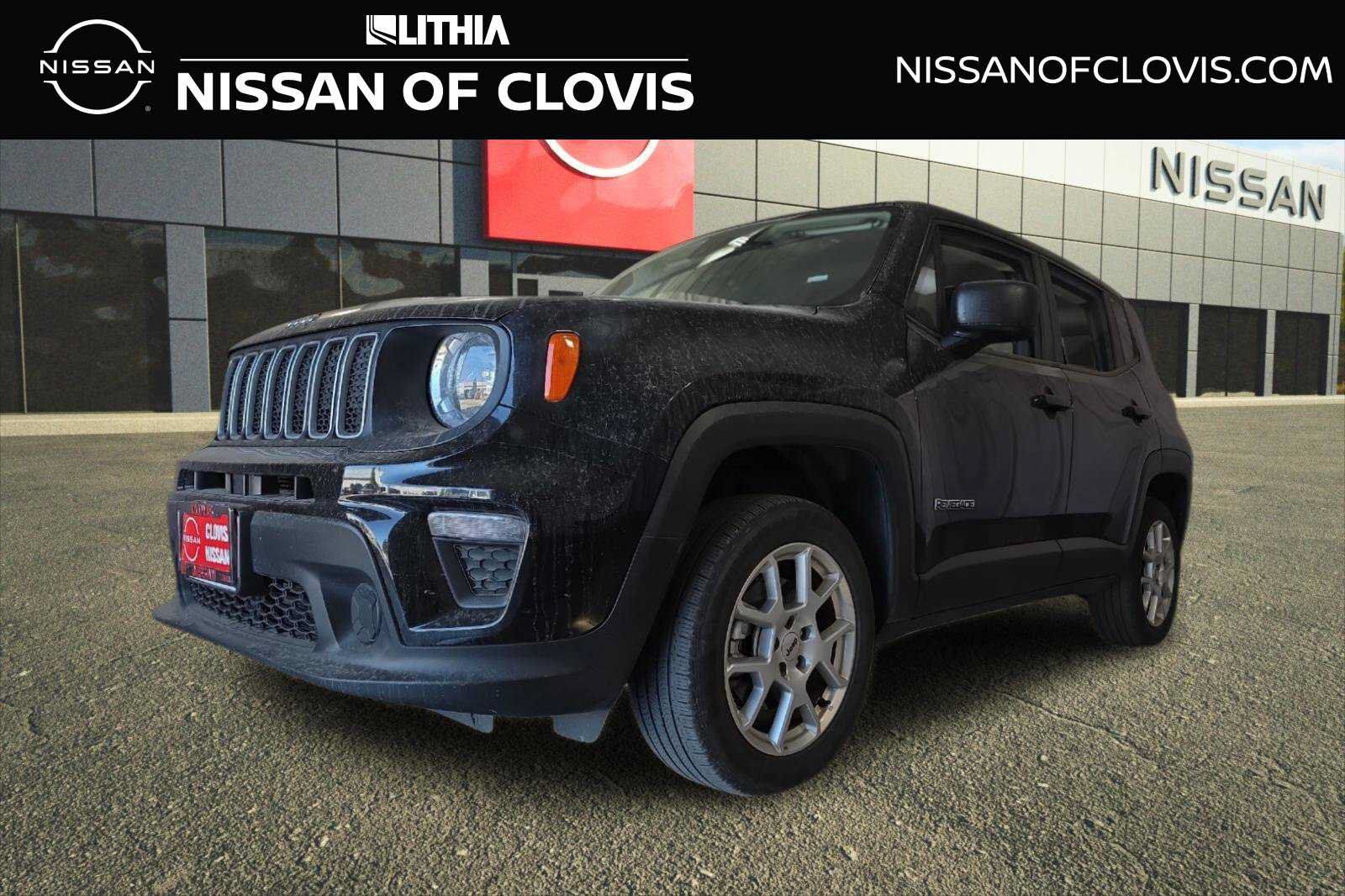 Used 2023 Jeep Renegade Latitude AWD/4WD image 1