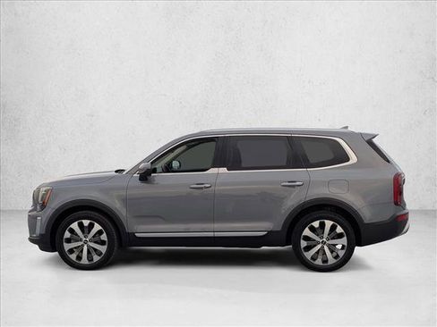 Used 2022 Kia Telluride S FWD image 9