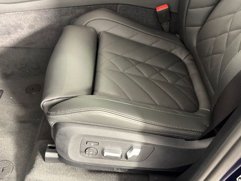 New 2026 BMW X5 sDrive40i w/ M Sport Package image 11