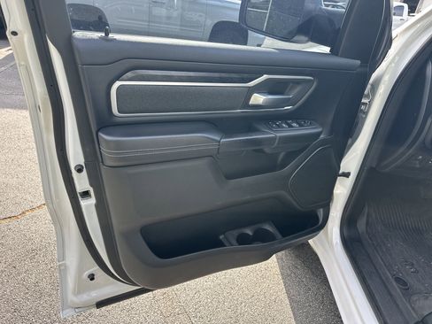 Used 2021 RAM 1500 Big Horn AWD/4WD image 12