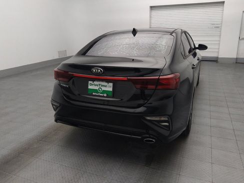 Used 2019 Kia Forte LXS FWD image 7