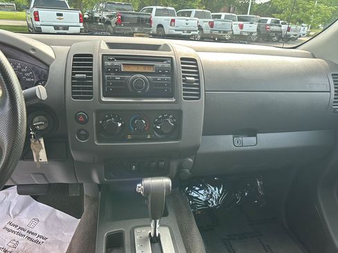 Used 2012 Nissan Frontier S w/ S Preferred Pkg RWD image 28