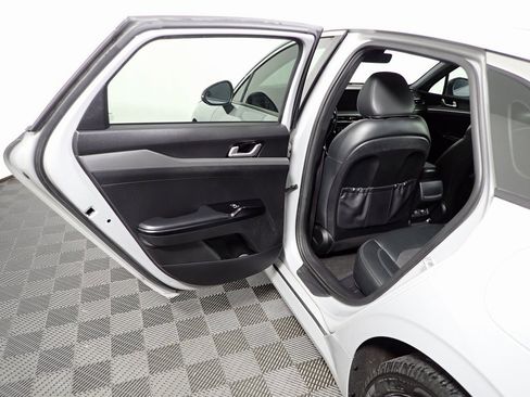 Used 2022 Kia K5 GT-Line image 28