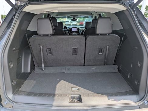 Used 2020 Chevrolet Traverse RS image 25