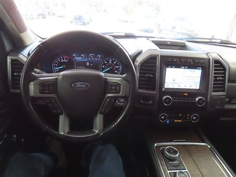 Used 2019 Ford Expedition Platinum AWD/4WD image 24