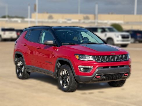 Used 2018 Jeep Compass Trailhawk w/ Leather Interior Group AWD/4WD image 5