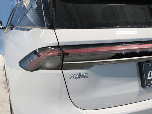 New 2026 Lincoln Nautilus Premier w/ Jet Appearance Package image 40