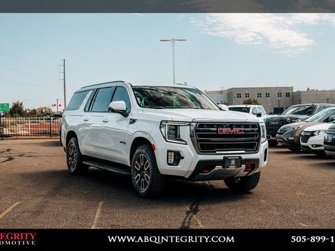 Used 2024 GMC Yukon XL AT4 AWD/4WD image 1
