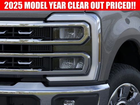 New 2025 Ford F250 Lariat w/ Lariat Ultimate Package image 18