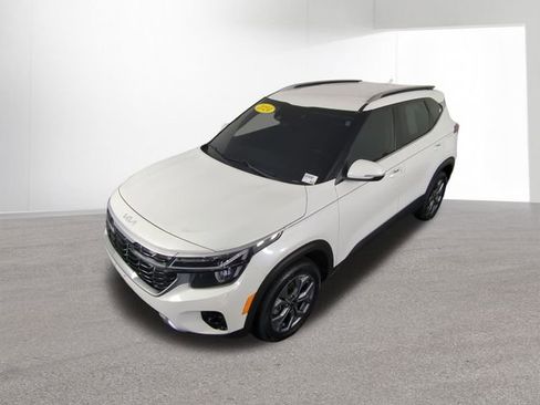 Used 2024 Kia Seltos S AWD/4WD image 40