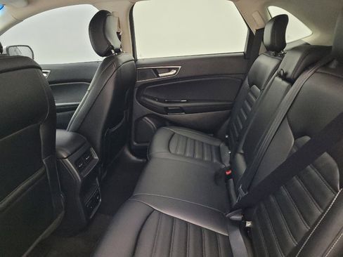Used 2019 Ford Edge SEL w/ Equipment Group 201A image 18